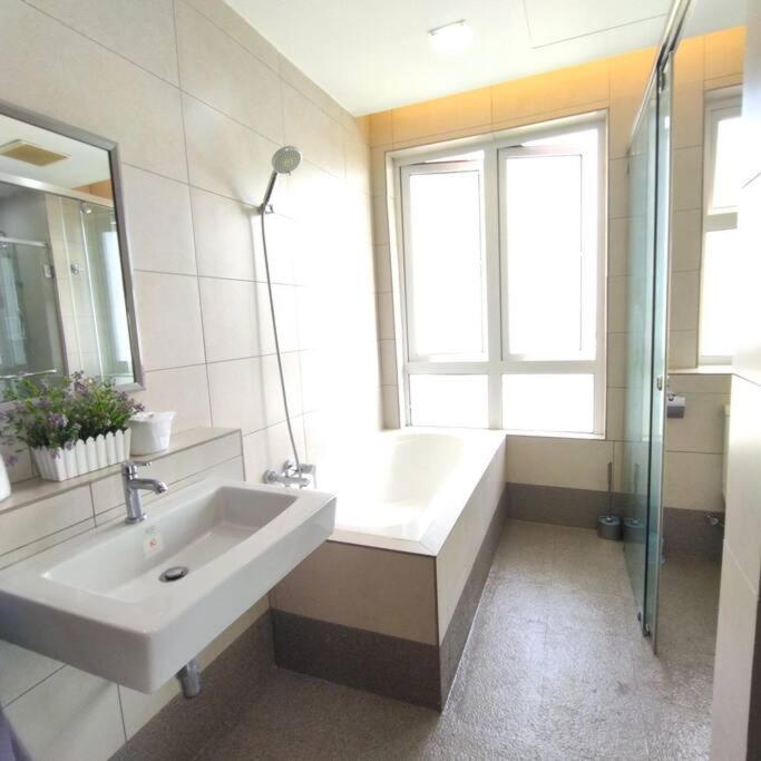 Octagon Premium Ipoh Town Center 2Br 101 By Grab A Stay Dış mekan fotoğraf